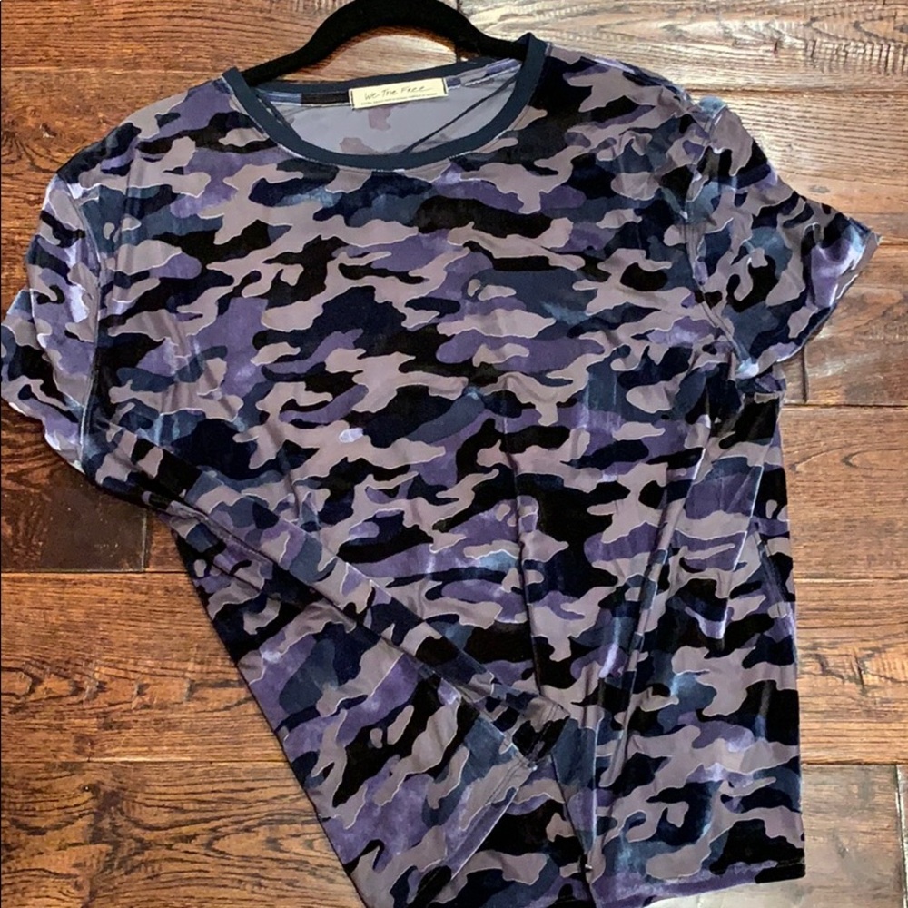 We the free t-shirt XS